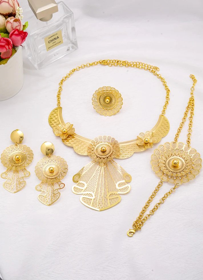Dubai Gold Indian Women Bridal Jewelry Sets Gold Plated Necklace Earrings Bangle African Fashion Wedding Jewelry Set