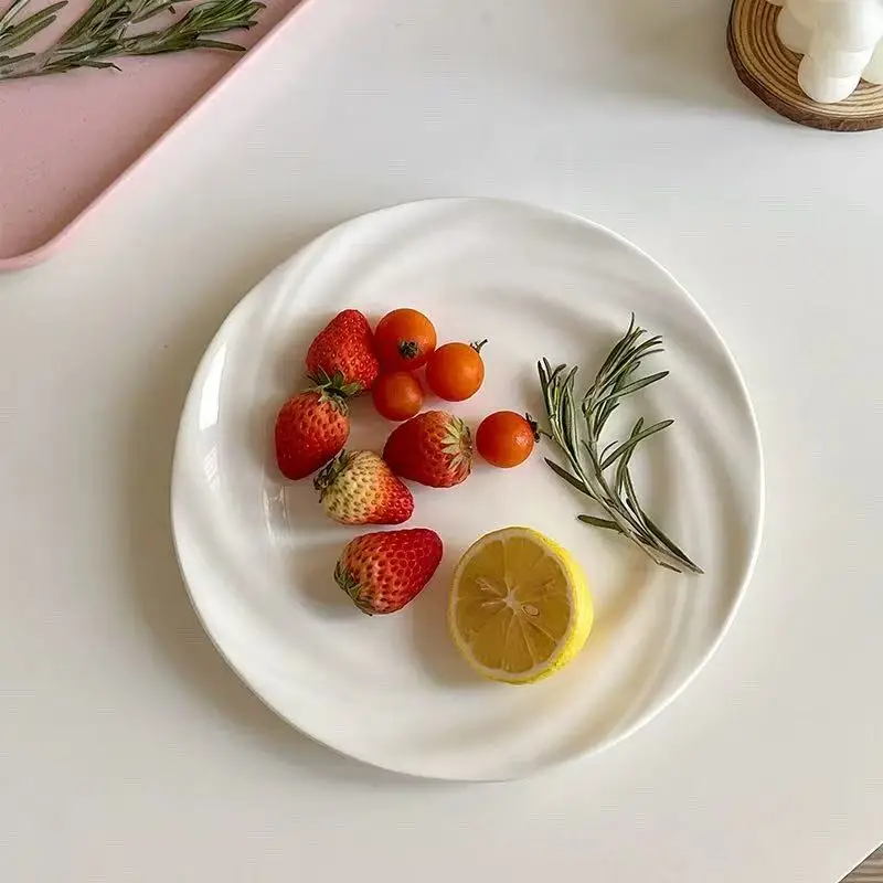 

White Swirl Pattern Ceramic Plate - Modern Wave-Edge Dinner Plate for Home Kitchen Food Serving Tableware
