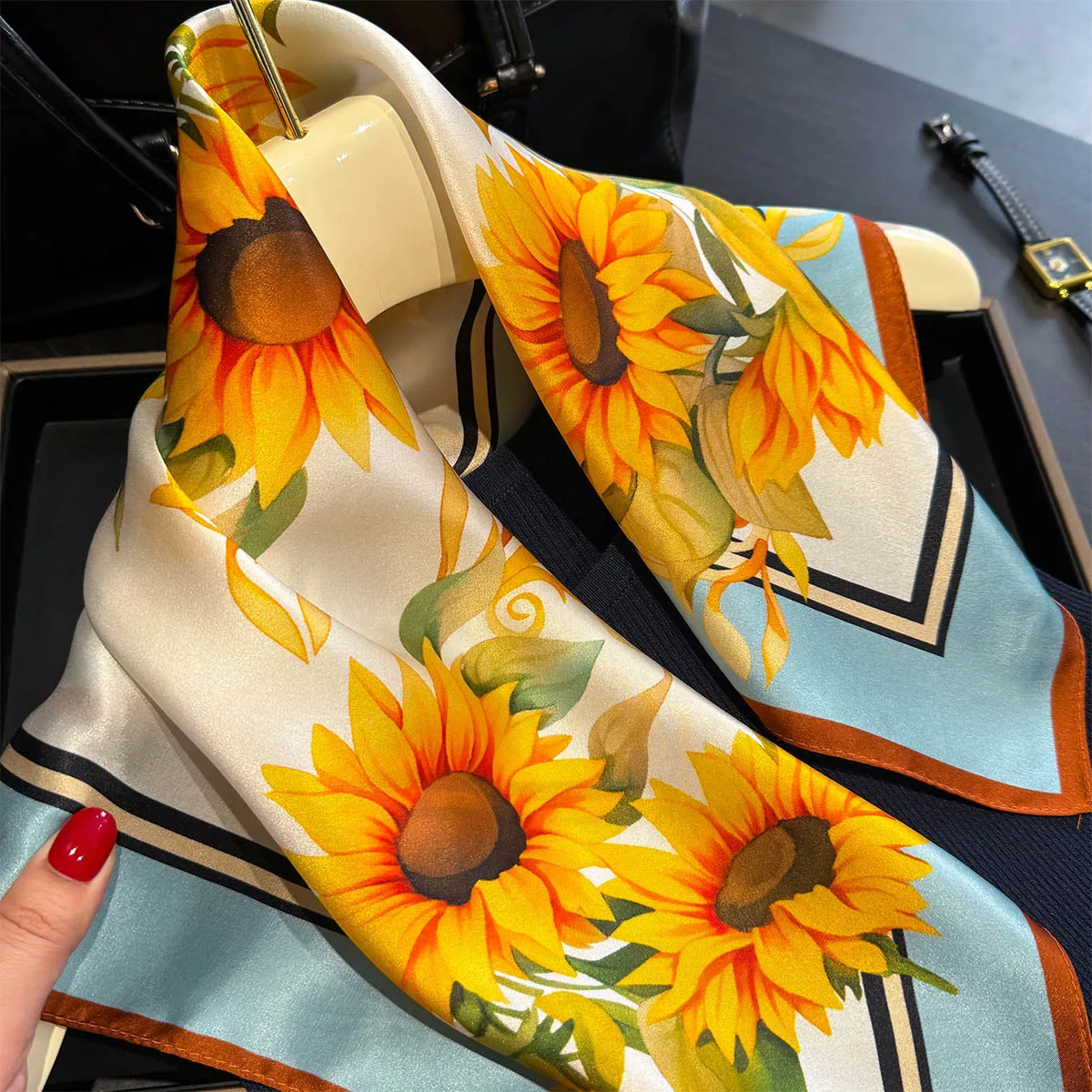 100% шелковый квадратный шарф, женский мягкий платок, женская повязка на голову, хиджаб, шаль с принтом, повязка для волос, бандана, шейный платок, ручные шарфы 2025