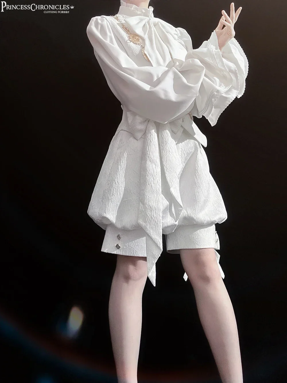 Hunting Rabbit White Moonlight Edition Retro süße coole Ouji Lolita Weste Cool White Weste von Princess Chronicles – Vorbestellung