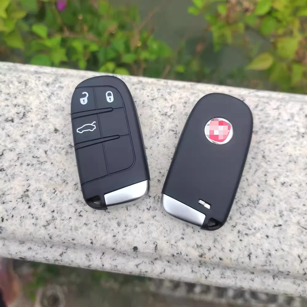 Fiat Fiat Phaeton Joy Viaggio Freemont 스마트 카드 원격 제어 키는 고품질의 새 쉘로 교체되었습니다.