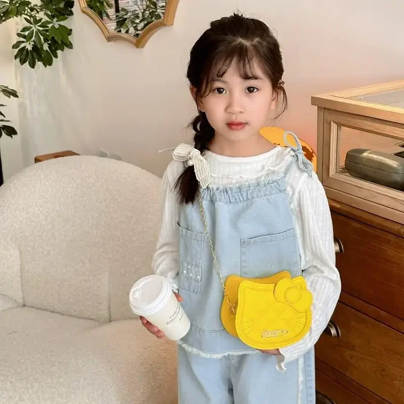 جديد مرحبا كيتي حقيبة كروسبودي طفلة حقيبة كتف التطريز القوس أنيمي الشكل Kawaii الكرتون حقيبة تخزين مستحضرات التجميل