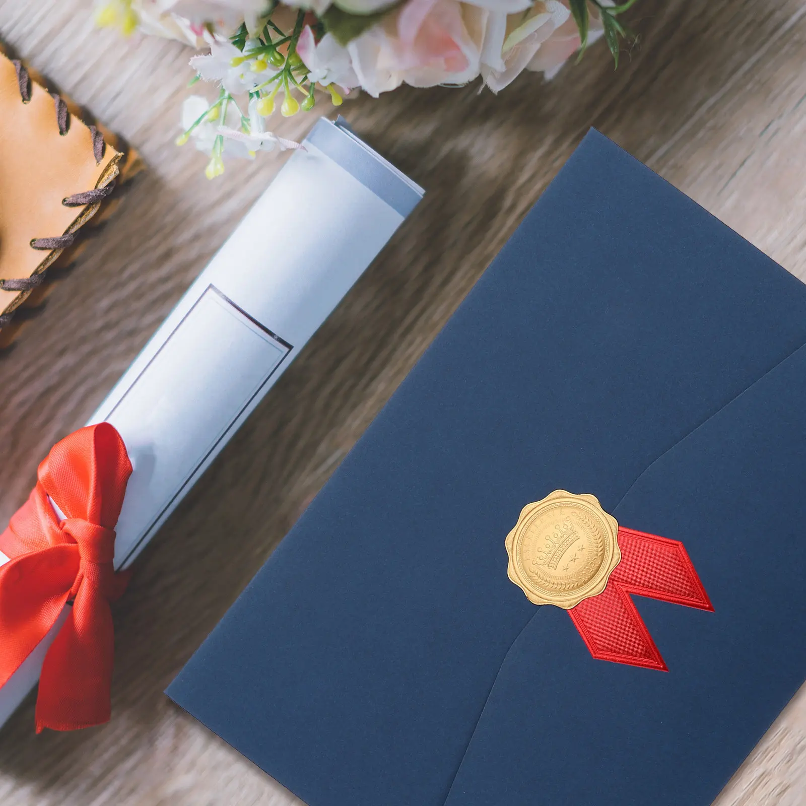 

2Pcs Certificate Holders Stylish Three-Fold Design Protective Cover for Diplomas Awards Office Home Document Folder