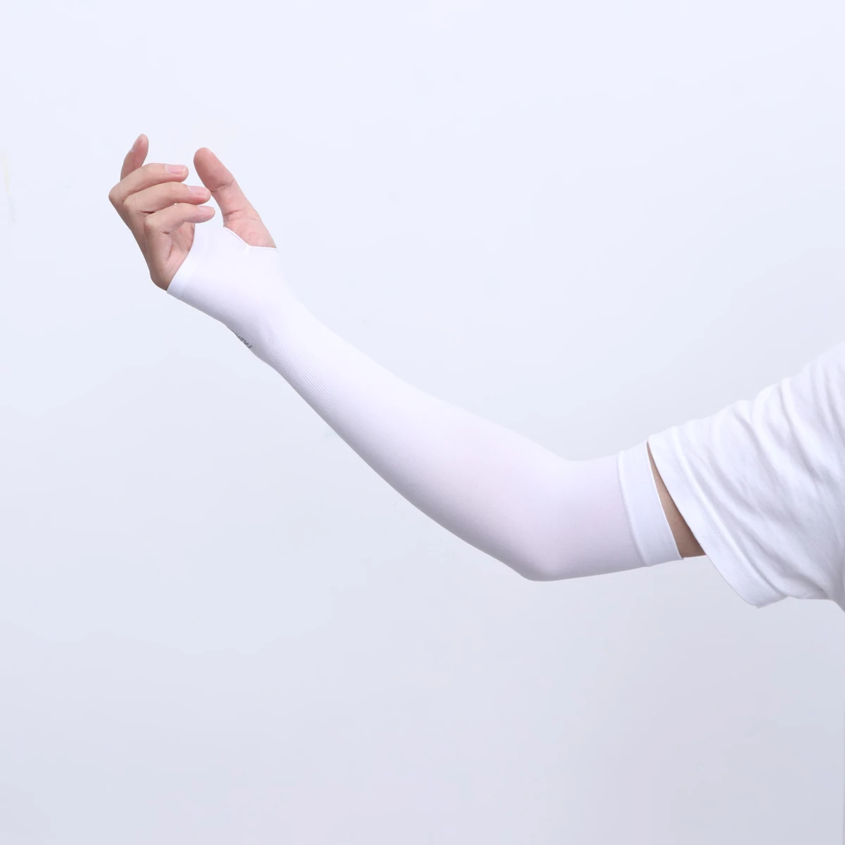 

Sunscreen Sleeves UV Protection Arm Guard Ice Silk Cycling Gloves No Sunburn Basketball Outdoor Activities Sports Team
