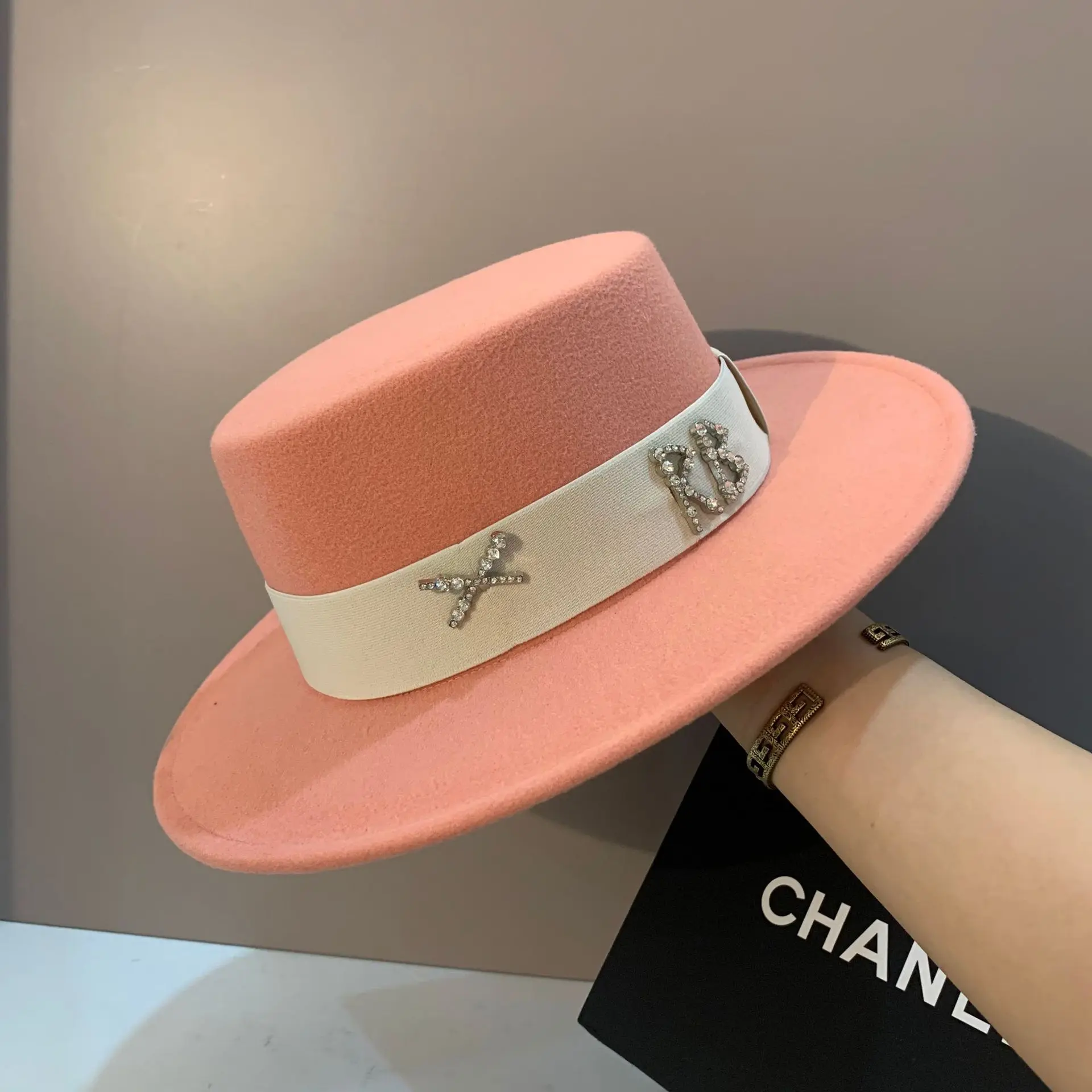 Flat Top Fedora Hat Colorful Letters Rhinestone Ribbon Spring New Style Men's Jazz Cap Outdoor Ladies Wholesale Wedding Hats