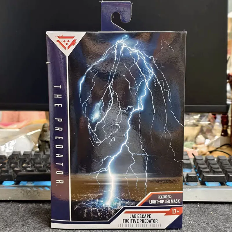 

NECA The Predator Figure LAB ESCAPE FUGITIVE Predator Action Figuras Manga Figurine Toys Anime 7-Inch Movable Model Original