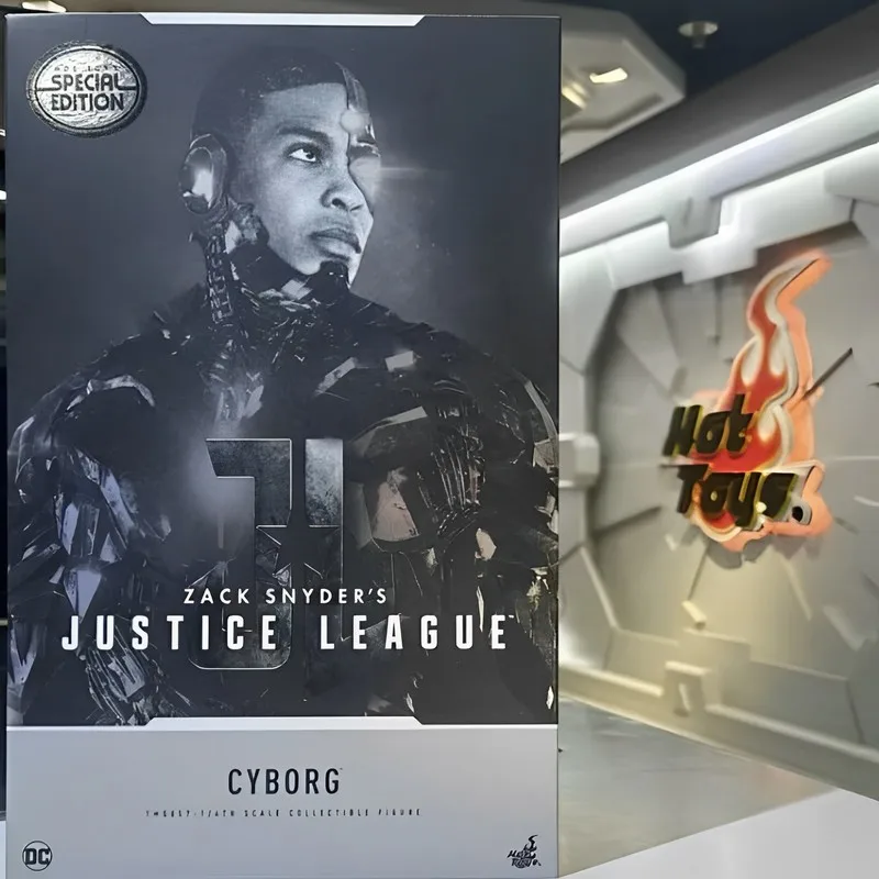 

Hottoys Ht1/6 Tms057 Zack Snyder's Justice League Cyborg Victor Stone Action Figure Collectible Figure Movie Toys Gifts