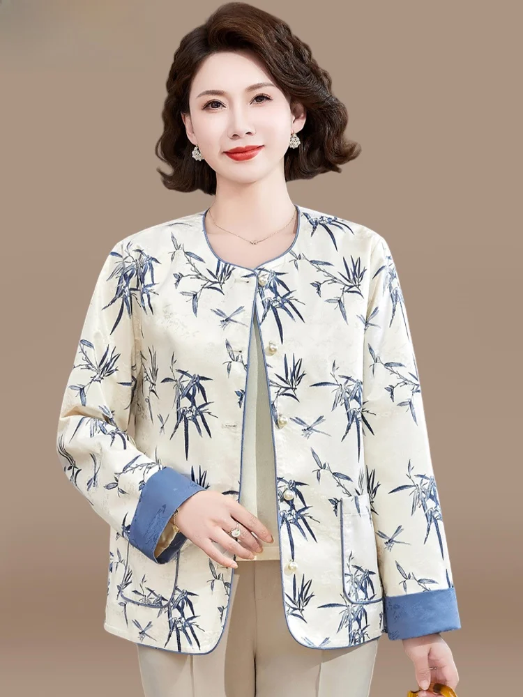 

Новая китайская весенняя верхняя одежда для женщин среднего возраста: модная свободная куртка с пуговицами и цветочным узором в стиле кунг-фу
