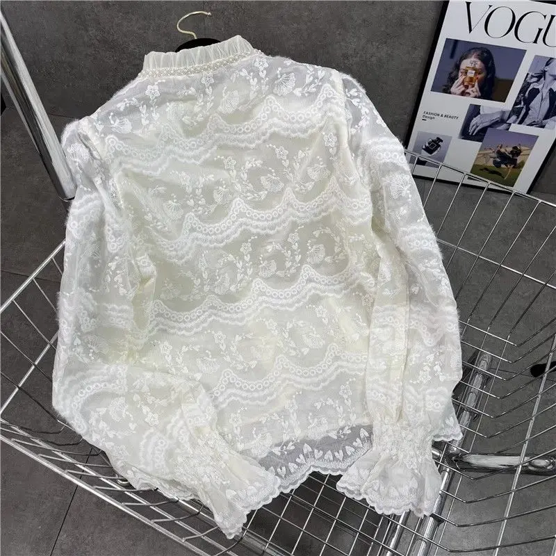 

Spring Lolita Sweet Ruffles Puff Sleeve Blouse Vintage Pearl Beading Office Lady Tops 663P French Elegant Lace Embroidered Shirt