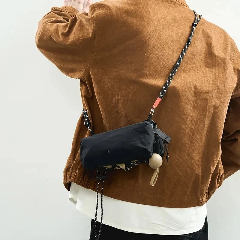 

2025 New Trend Men's and Women's Water Bottle Bag Outdoor Mountaineering Crossbody Bag Lightweight Multi-layer Small Satchel Bag