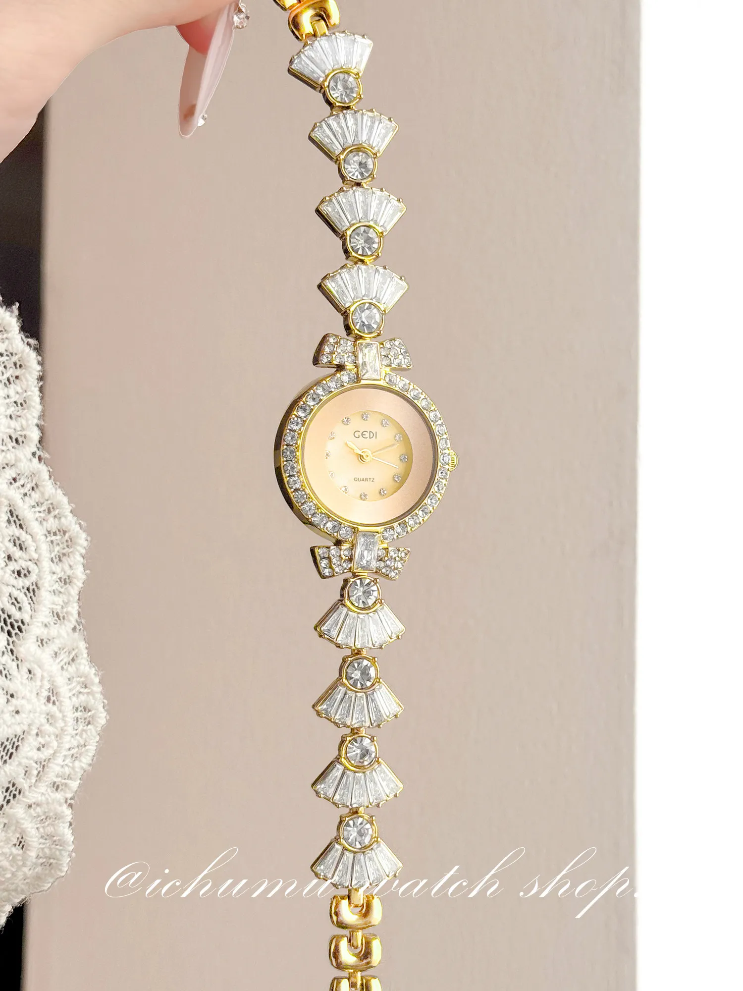 Reloj de Pulsera de Cuarzo para Mujer, Diseño de Sirena, Lujo Ligero, con Diamantes, Regalo de Alta Gama