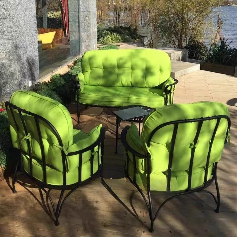 Outdoor villa leisure garden wrought iron sofa coffee table combination retro homestay  open-air rainproof