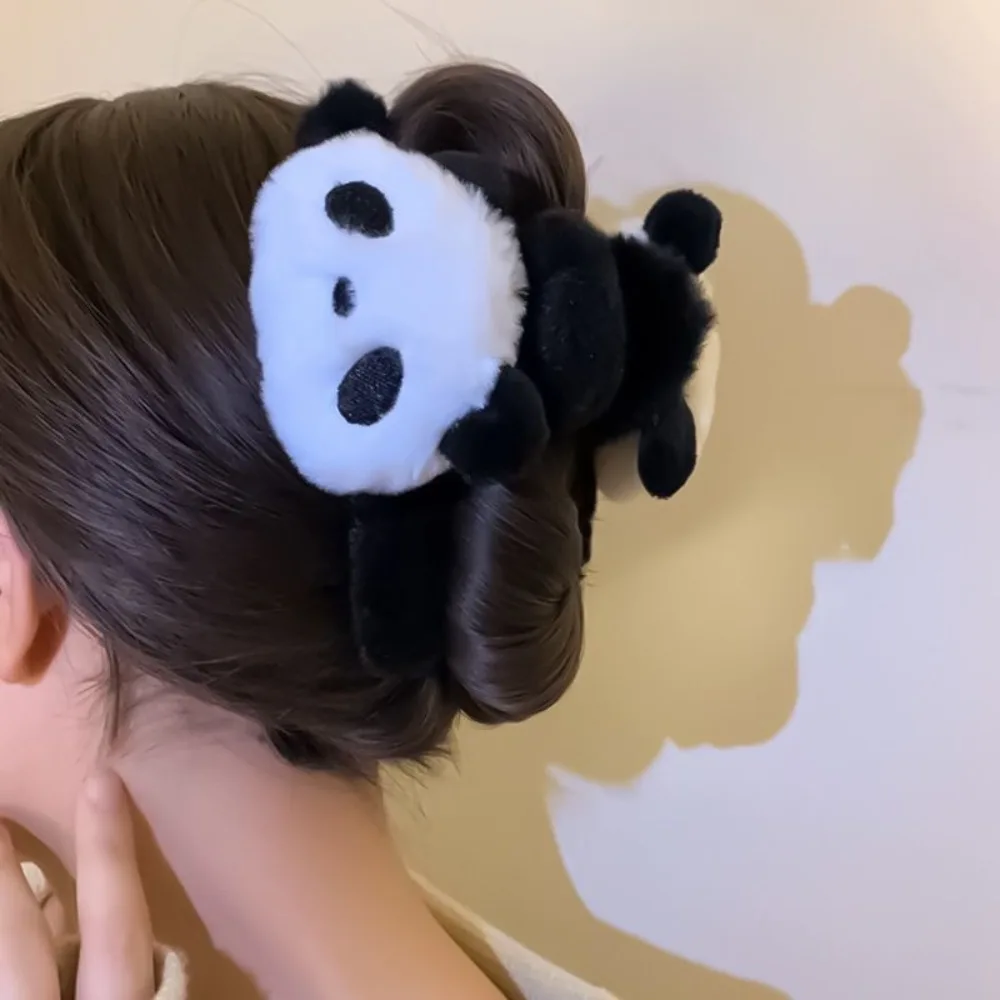 Cute Plush Panda Shark Hair Claw Women Large Size Cartoon Animal Acrylic Ponytail Holder Girls Fashion Hairpin Headwear Hairclip view 5