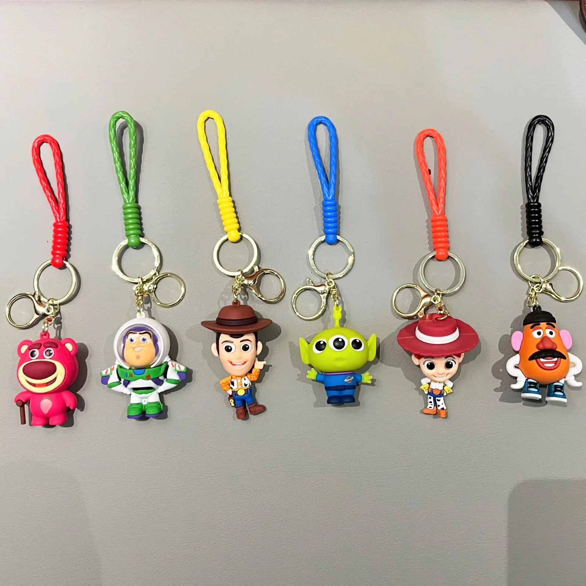 Toy Story Keychain Cartoon Buzz Lightyear Woody Action Figure Key Chain Couple Backpack Hanging Ornaments Small Gift