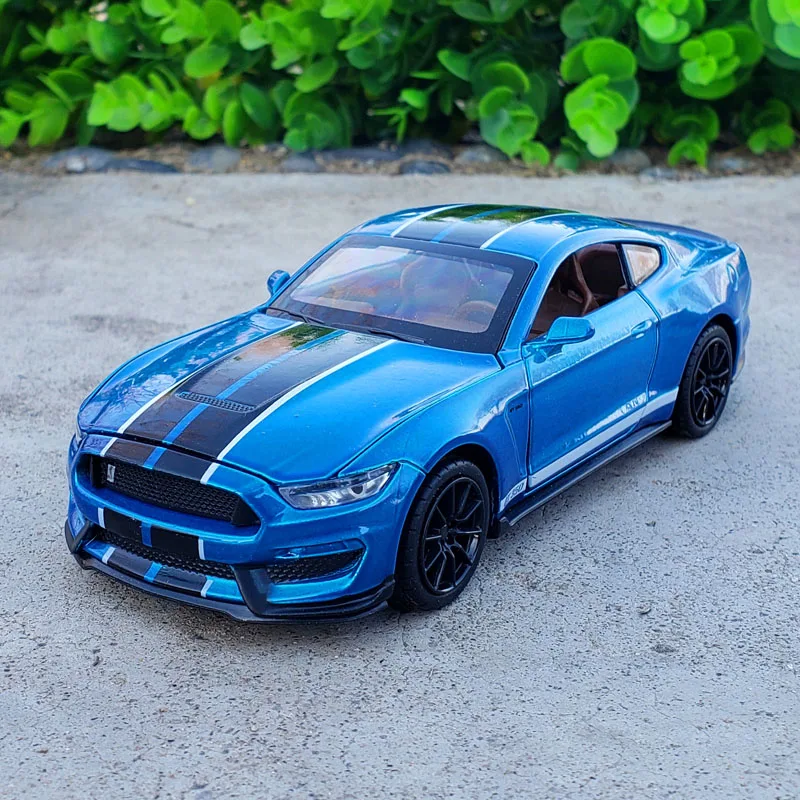 1/32 SHELBY GT350 Sports Car Model Alloy Pull Back Vehicle Genuine License Simulation Car Children Toys Gift