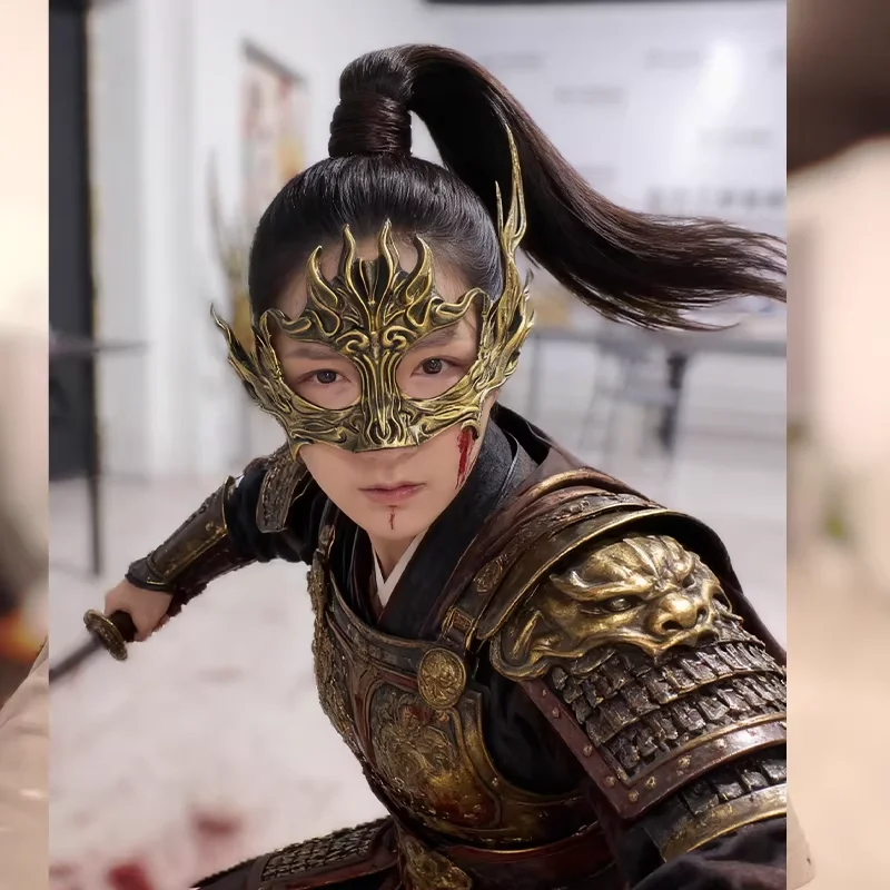 

Golden Resin Vintage Armor Half Face Mask Unisex Chivalrous Person Swordsman Warrior Knight Cosplay Accessories Party Favors