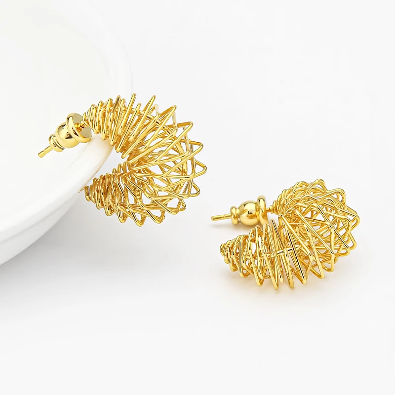 VAROLE Coil Winding Hoop Earrings Women Hollow Grid Stainless Steel Punk Statement Pendiente Boucle D'oreille Fashion Jewelry