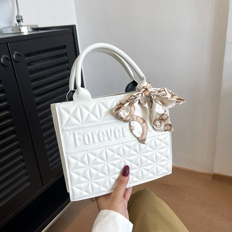 

Sweet Fashionable Crossbody - French Niche New Style Trendy High-End Exquisite European American Retro Casual Women's Bag