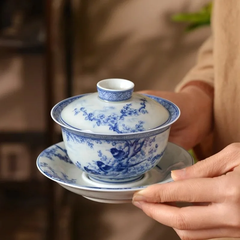 

Jingdezhen Blue and White Flowers Are on the Eyebrows Tianren Gaiwan Not Hot Tea Brewing Bowl Household Ceramic Kung Fu Set