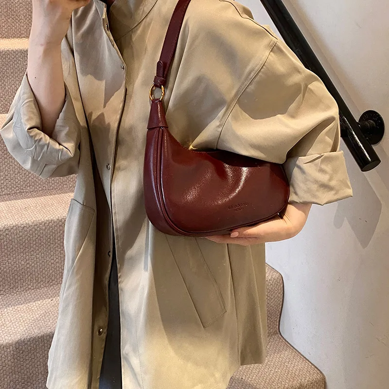 

Autumn Women's 2025 New Simple Underarm Bag Versatile Single Shoulder Crossbody Dumpling Bag