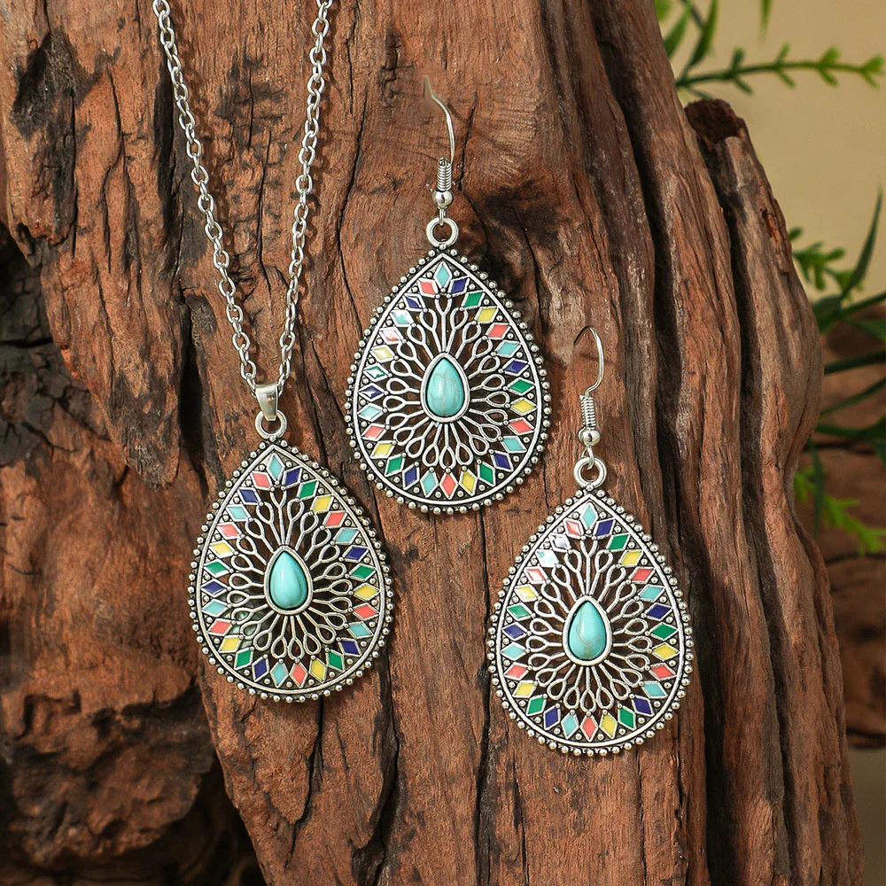 Vintage Women's Earrings Necklace Set Turquoise Pendant Earrings Ethnic Vintage Pendant Earhook Pendant Beach Party Jewelry Gift