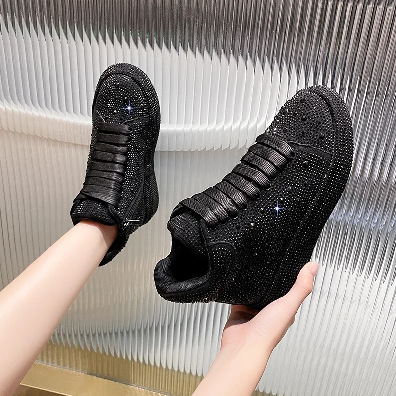 Hot Top Quality Winter Warm Fur Sneakers Sexy Women Skate Shoes New Rhinestone High Top Board Shoes Shiny Women\'s Casual Shoes