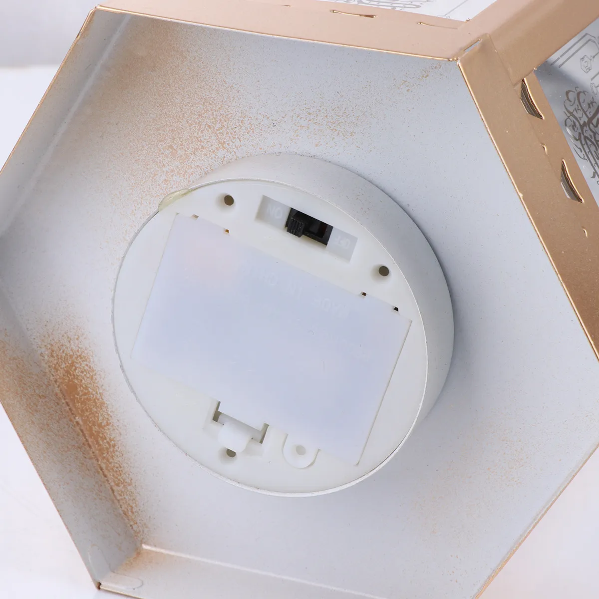 lanterne-du-ramadan-en-fer-decorative-lampe-de-tempete-avec-motif-lune-et-etoiles-lumiere-chaude-portable-pour-table-ou-suspendue-decoration-de-fete-festival-de-l'aid