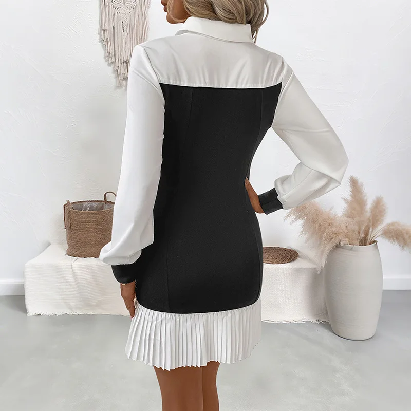 เดรสเชิ้ตผู้หญิงสีดำขาวลายต่อผ้า ดีไซน์ใหม่สไตล์ลำลองสำหรับฤดูใบไม้ร่วงปี 2025 กระโปรงสั้นทรงเข้ารูป ปกเสื้อแบบมีปก จับจีบ สำหรับผู้หญิง