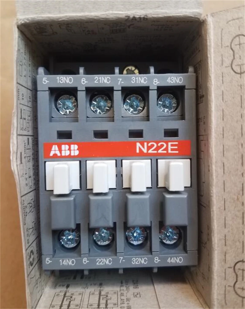 1PC New For N22E 220V AC contactor relay