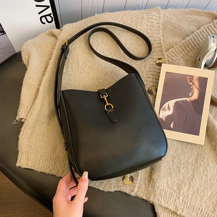 Vegan Leather Shoulder Bag 2025 - Elegant Small Crossbody Purse for Work & Weekend - Soft PU Leather with Metallic Hardware