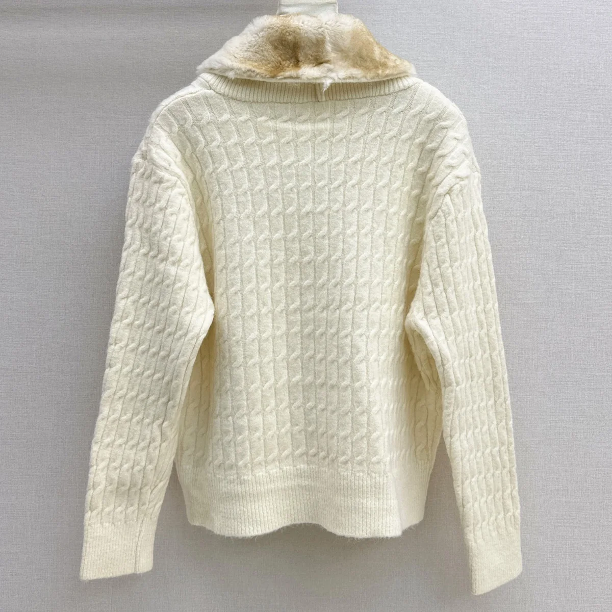 High Quality Women Lapel Cable Knit Short Cardigan, Single Breasted Long Sleeve Sweater Coat With Pockets lyt261013224