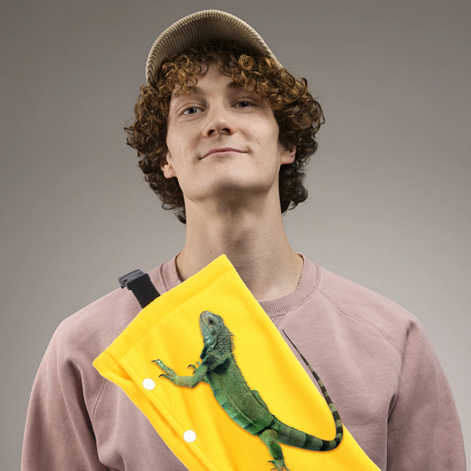 

Yellow Reptile Carrier Bearded Dragon Travel Bag Adjustable Straps Pet Outing Pack Lightweight Durable Portable Outdoor Use