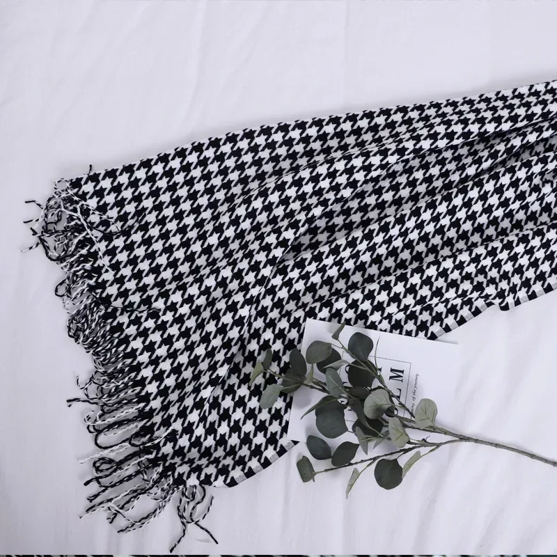 Modern Simple Throw Blanket Black and White Houndstooth Decorative Sofa Blanket Homestay Hotel Bed End Towel Bed Flag Soft Scarf