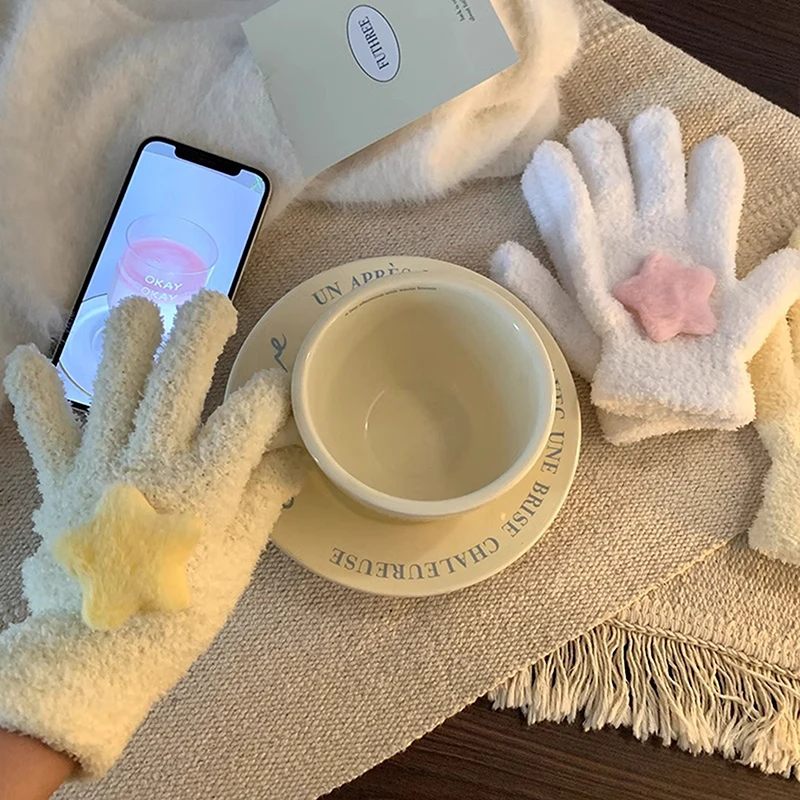 Guantes de felpa de cinco dedos con estrella bonita y dulce para niñas, guantes anticongelantes cálidos de invierno para estudiantes, conducción al aire libre