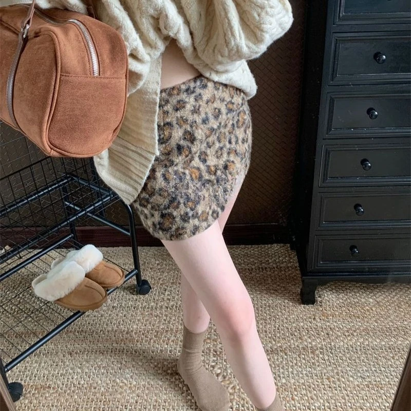 Leopard Woolen American Vintage Skirt A-line High Waist Sexy Spice Girls Faldas Slim Short Bodycon All-match Soft Falda