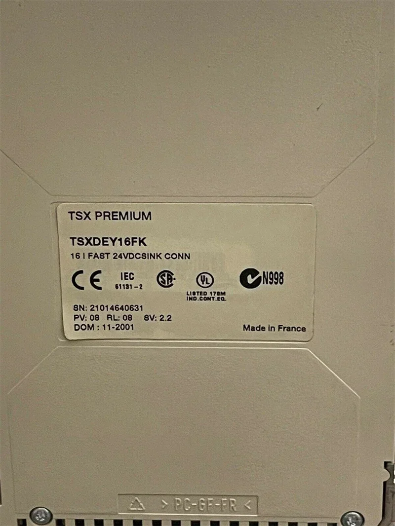 Em estoque módulo PLC TSXDEY16FK entrega rápida