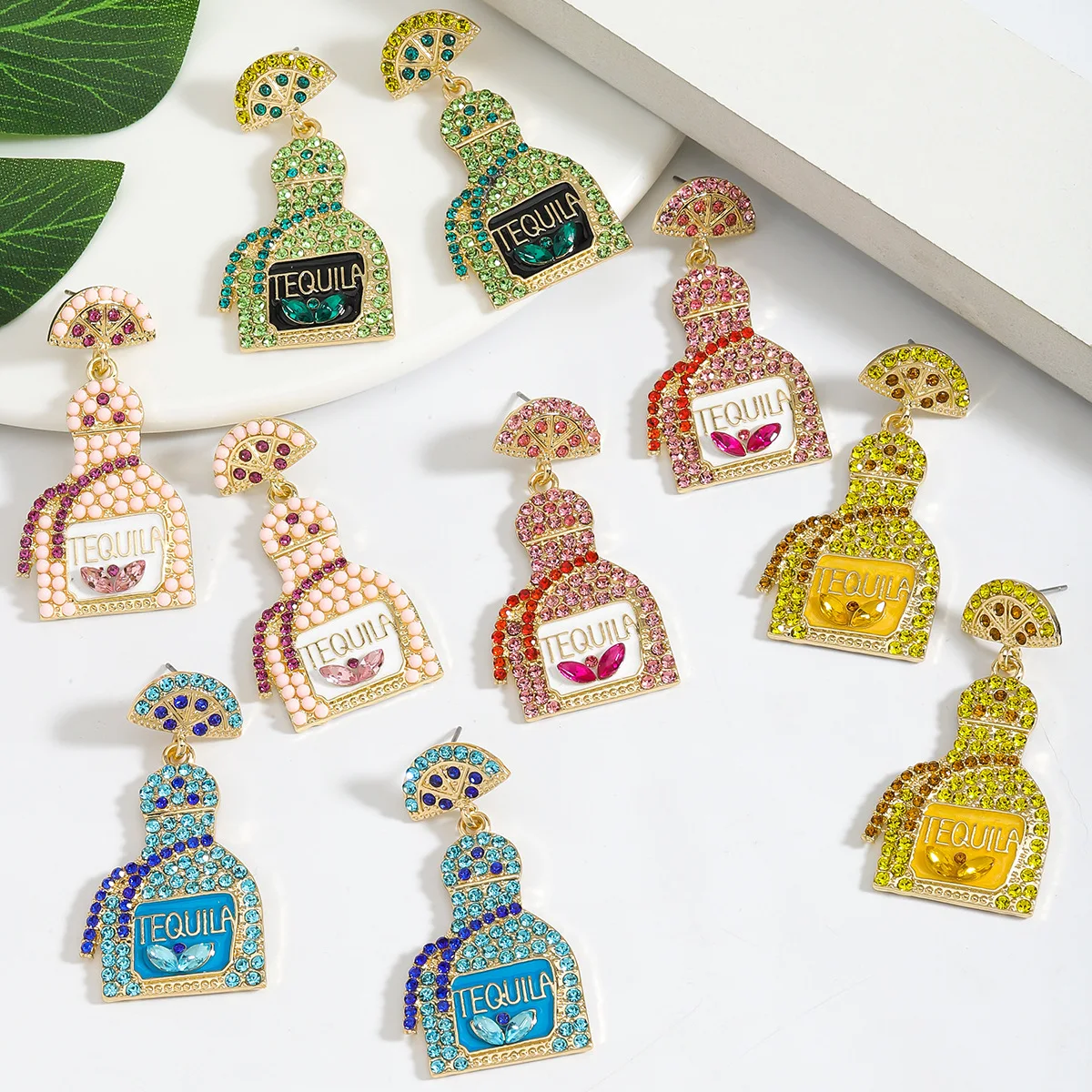 New Rhinestone Enamel Tequila Bottle Earrings Elegant Cute Lemon Slice TEQUILA Letter Party Holiday Women Accessories