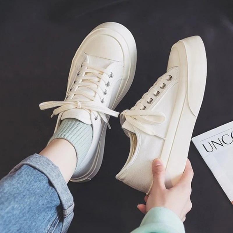 

​Women's New White Canvas Sneakers Platform Casual Versatile Height Increasing Shoes​ Spring and Autumn Fashion Footwear
