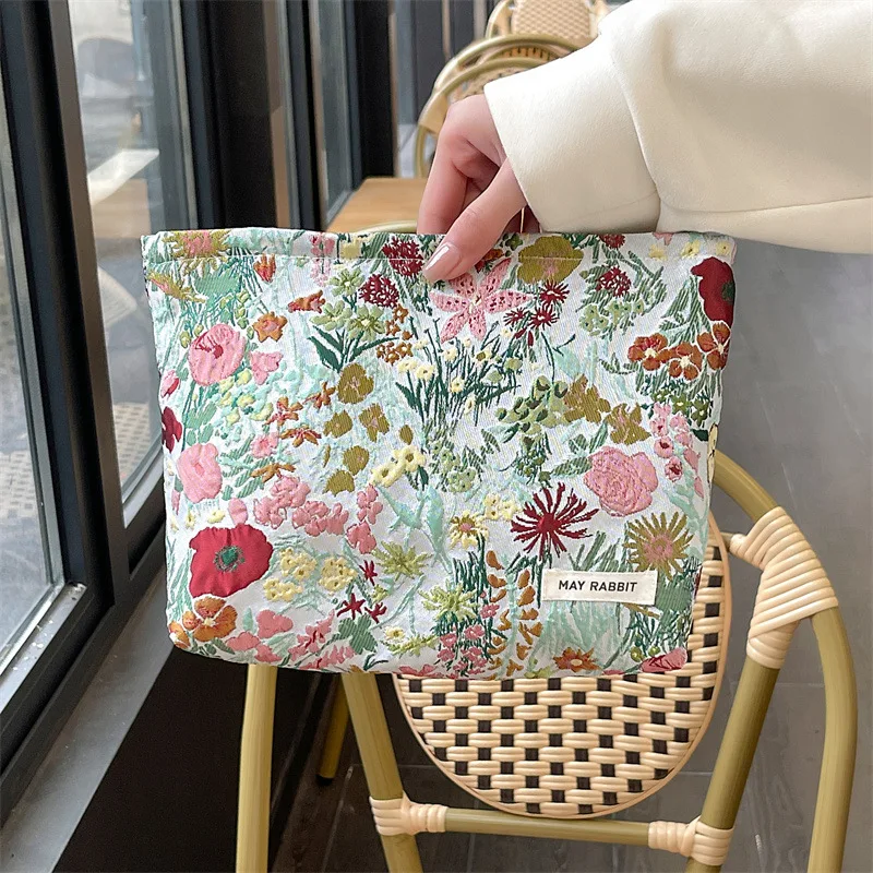 Women\'s Cosmetic Bag Retro Flowers Large Capacity Cosmetic Lipstick Storage Bag Travel Toiletry Bag Portable Cloth Case Pouch