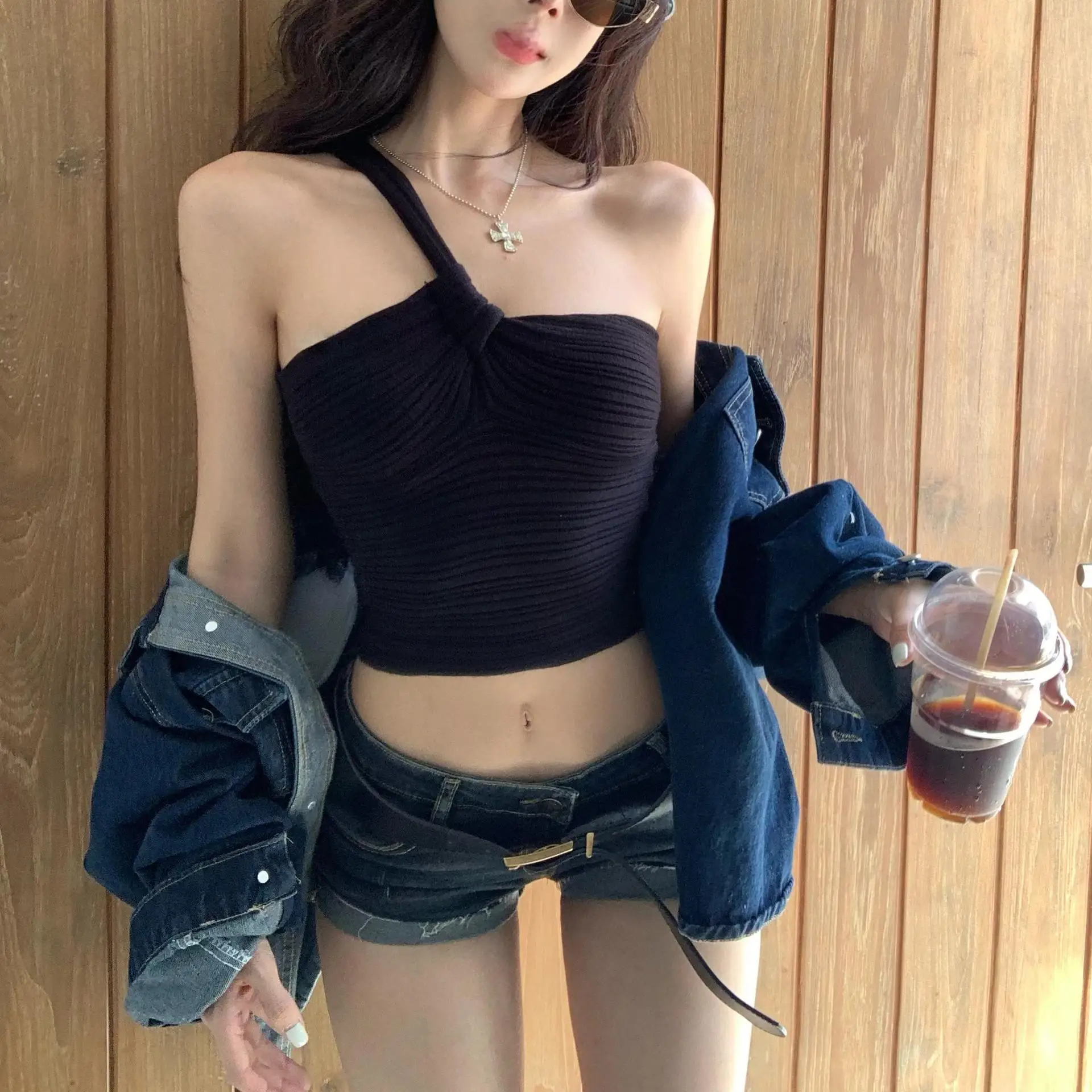 Off Shoulder T-Shirt Women Elegant And Youthful Womans Lace Top Egirl Tee Party Clubwear Chain Half Sleeve Bachelorette Trendy