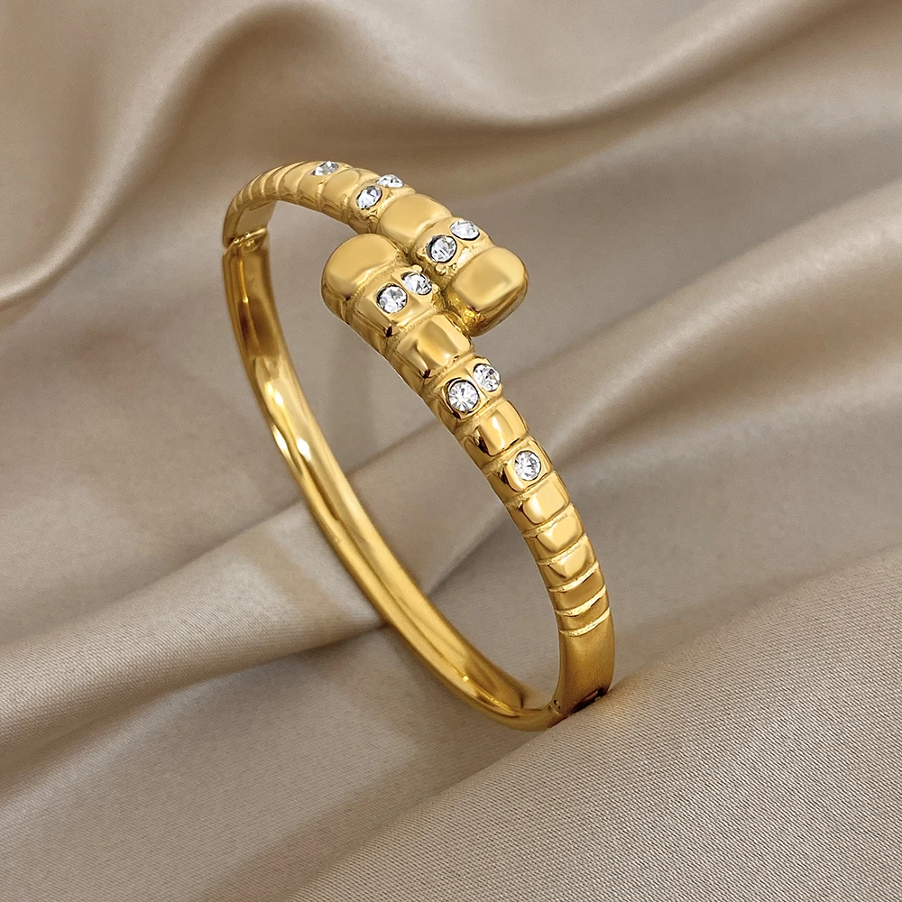 

Creative Rhinestone Stainless Steel Wide Bracelet Women Retro Gold Color Irregular Cuff Spring Bangle Waterproof Jewelry Gift