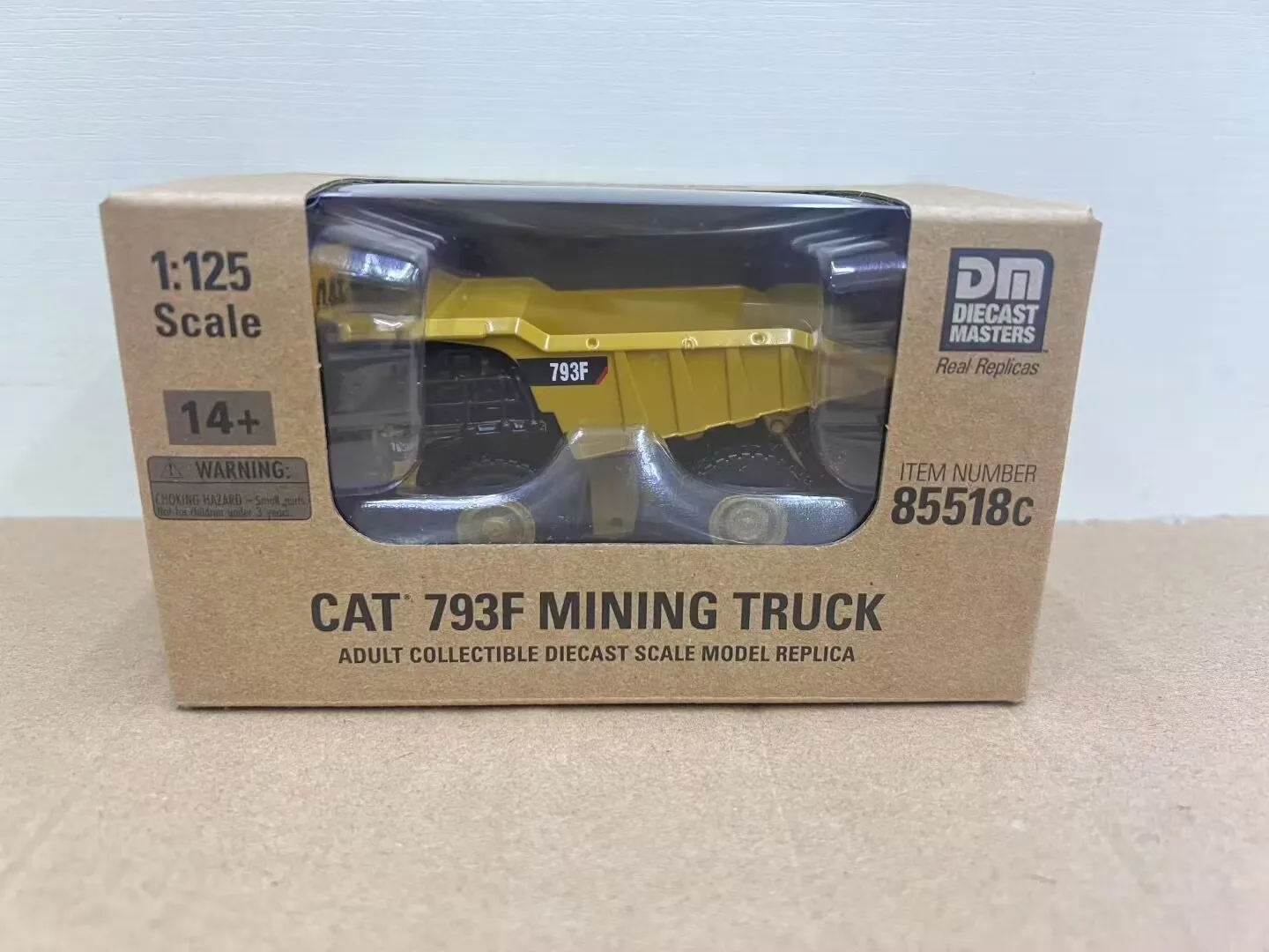 

793F Mining Truck 1/125 Scale DieCast Masters Construction Machinery Toy Scene Decoration Boy's Birthday Gift DM85518C
