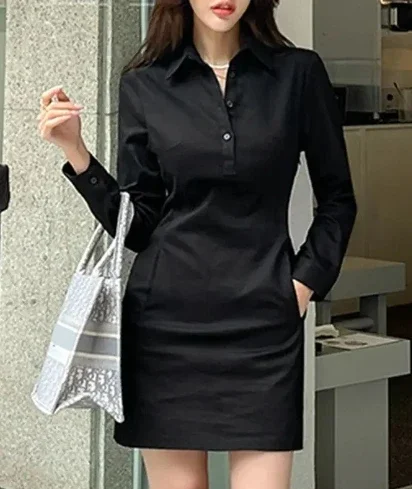 Elegante abito camicia a maniche lunghe in tinta unita