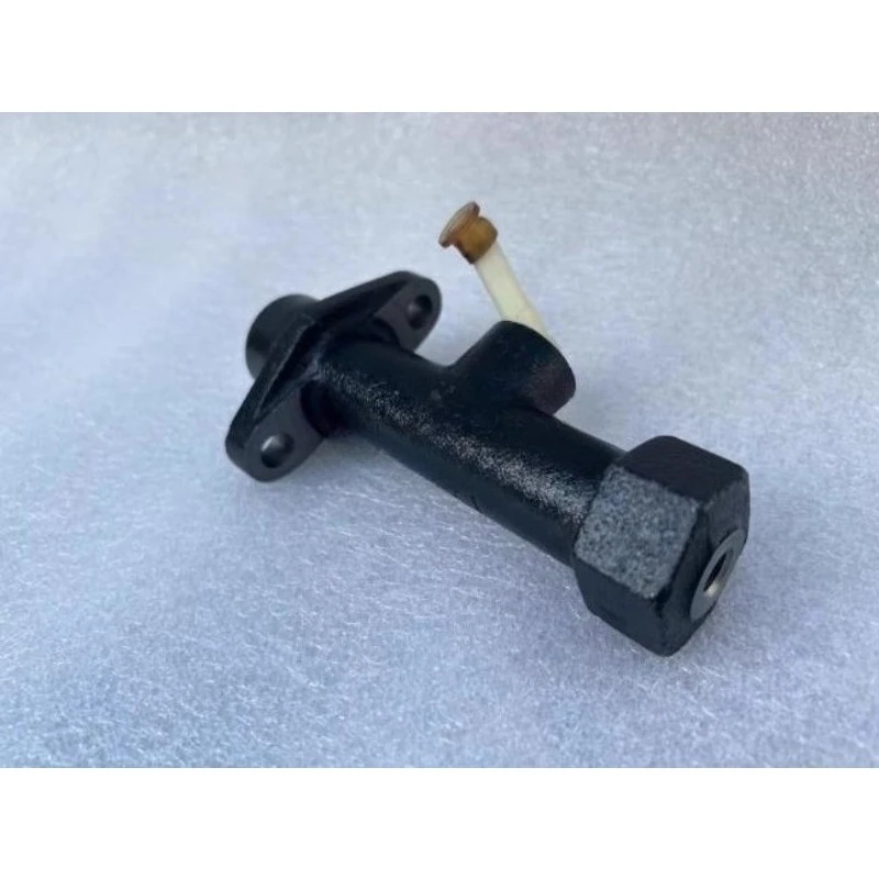 

1PC Best-selling model Forklift Parts Brake Pump Brake Master Cylinder for TCM 2.5T