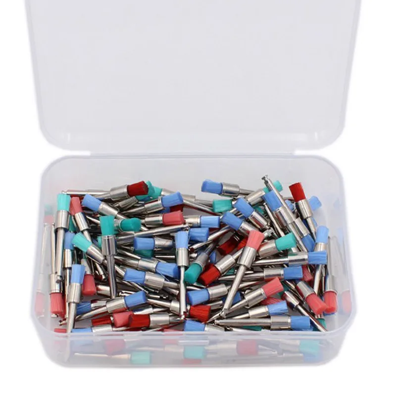 100 Spazzole per lucidatura dentale in nylon con testa piatta, ideali per la lucidatura dei denti con macchina contrangolo e per la profilassi dentale._voghion.com