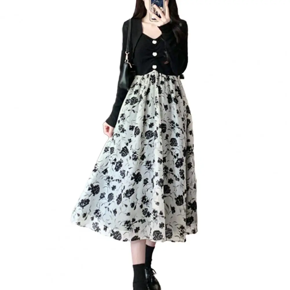 

Женское платье-миди с цветочным принтом, V-образным вырезом и длинным рукавом