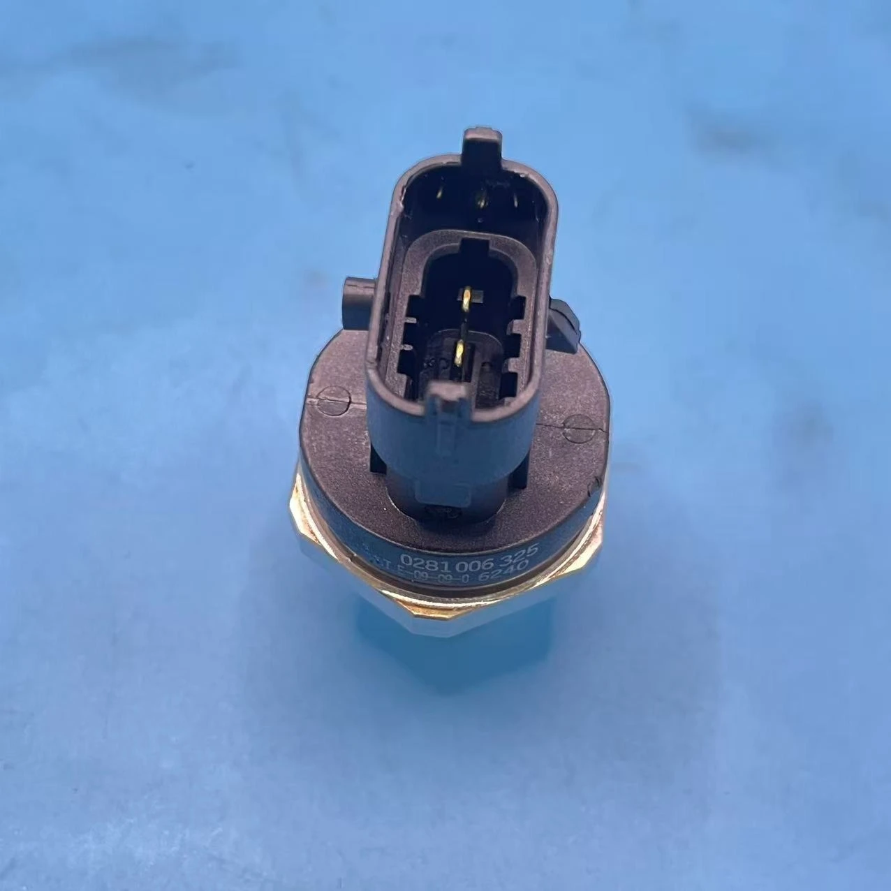 Original Fuel Rail Pressure Sensor Common Regulator OEM 0281006325