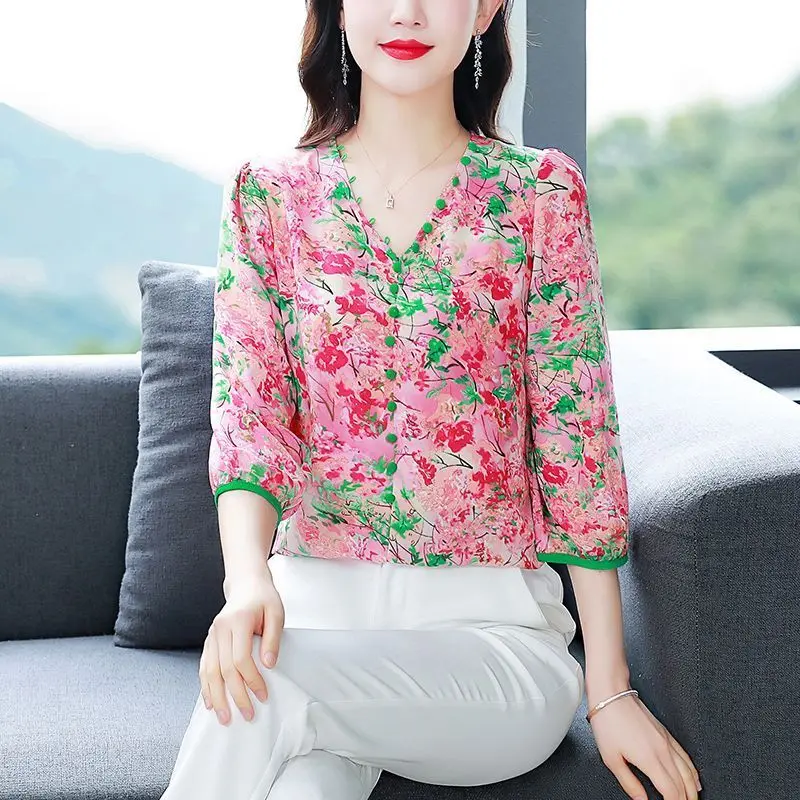 Summer Office Lady Printing V-neck 3/4 Sleeve Blouse Ladies Temperament Buttons Loose Chiffon Pullover Women Shirts Fashion Tops