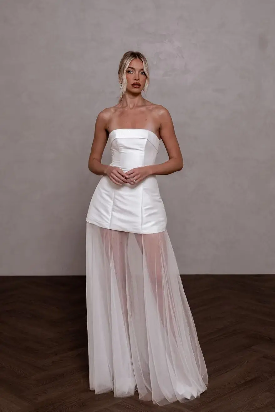 

Short Wedding Dresses for Bride Beach Satin Strapless Mini Tight Bridal Dress for Bride