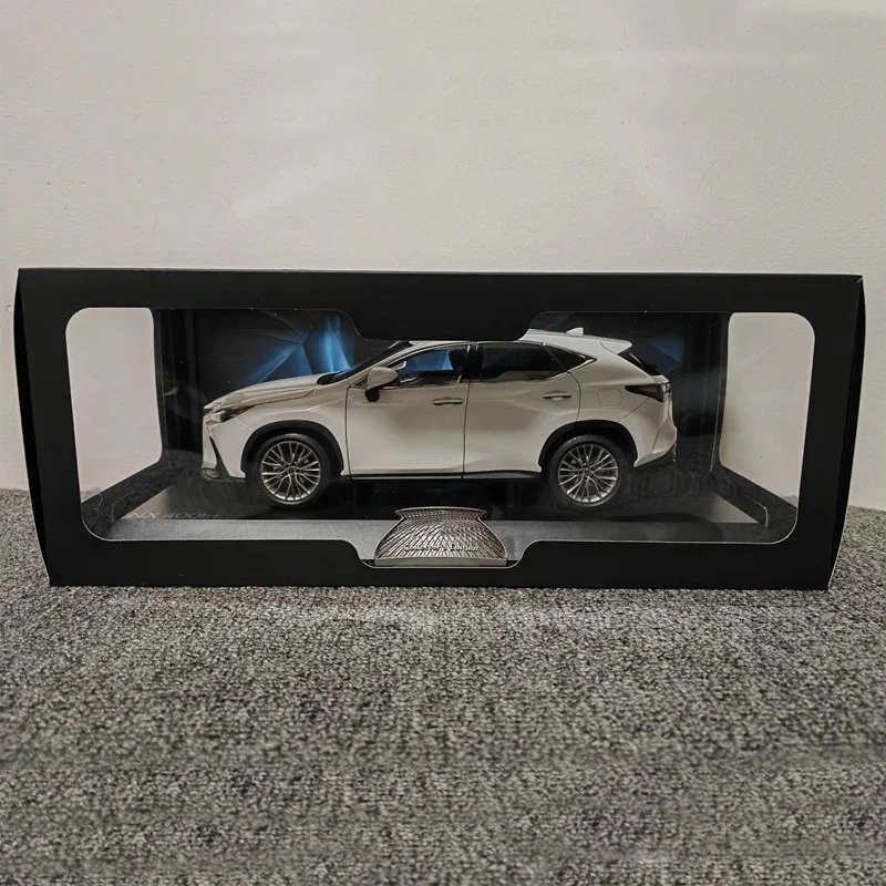 High Simulation 1:18 Diecast NX400h Alloy Car Model Boy Toy Gift Ornaments Vehicle Original Box Collection